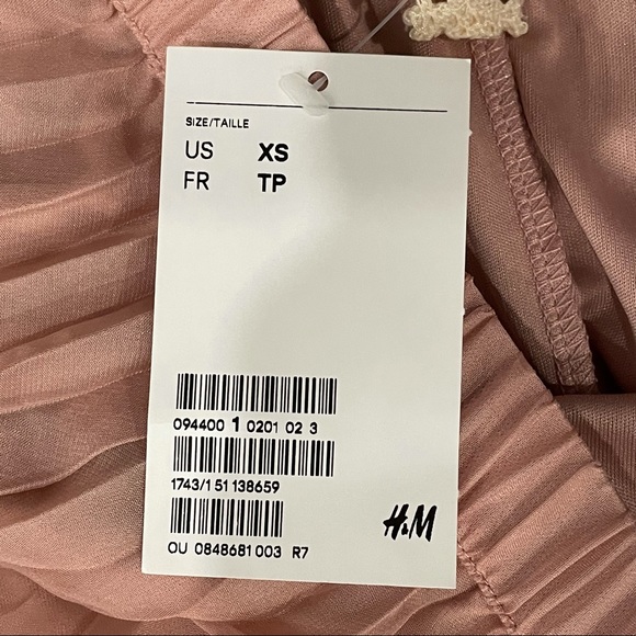 H&M Pink Skirt Size XS - Picture 5 of 5